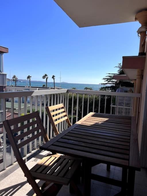 Tres Bel Appartement Vue Mer Six-Fours-les-Plages Dış mekan fotoğraf