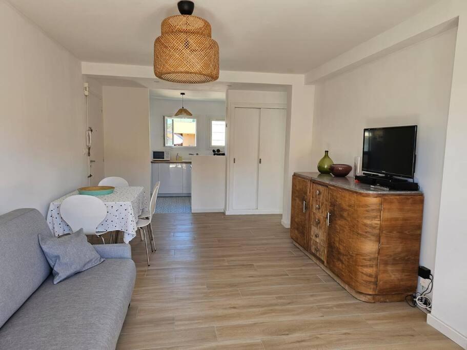 Tres Bel Appartement Vue Mer Six-Fours-les-Plages Dış mekan fotoğraf