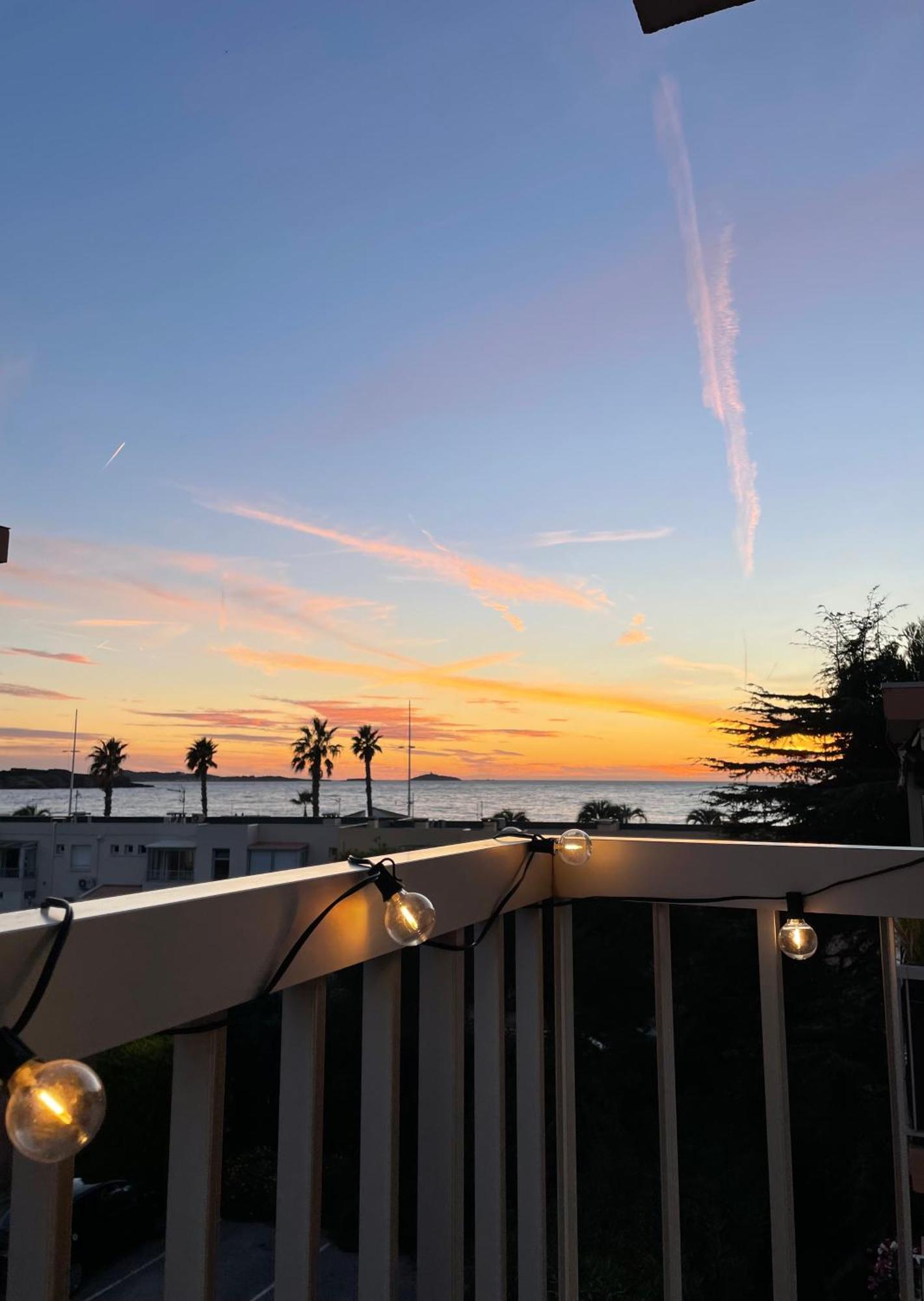 Tres Bel Appartement Vue Mer Six-Fours-les-Plages Dış mekan fotoğraf
